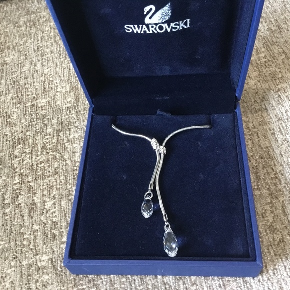 Swarovski Gillian Y Necklace. - Picture 1 of 4